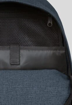 Eastpak Out Of Office - Rugzak - Triple Denim -Eastpak 018082ac0aae4cc38da056f18e6918ce