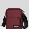 Eastpak Core Colors/Authentic - Schoudertas - Red/Bordeaux 2 Eastpak Core Colors/Authentic - Schoudertas - Red/Bordeaux -Eastpak 0d18d2e7f7944c5b866600c0f6d53c4b