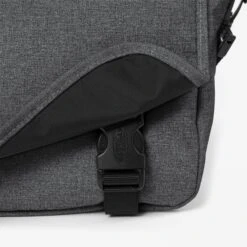 Eastpak Businesstassen Schoudertas Heren Zwart -Eastpak 3540c94e6ae8c3307e9dbef7b0f1d513