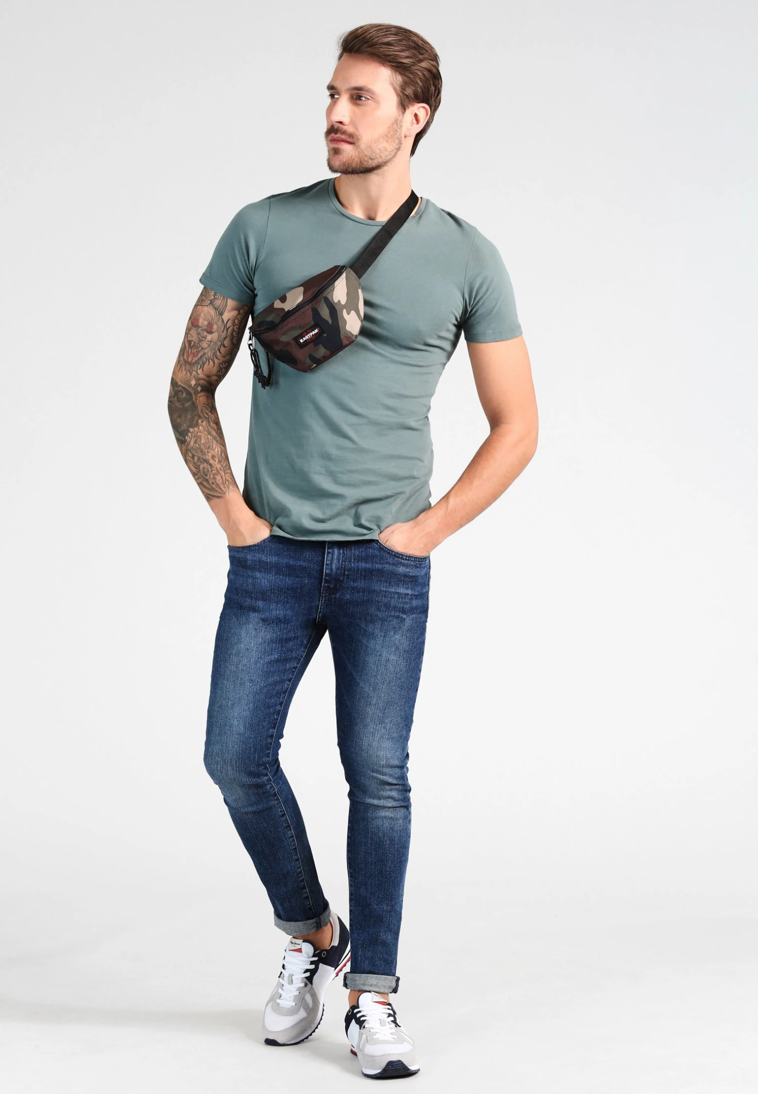 Eastpak Springer - Heuptas - Camo 3 Eastpak Springer - Heuptas - Camo