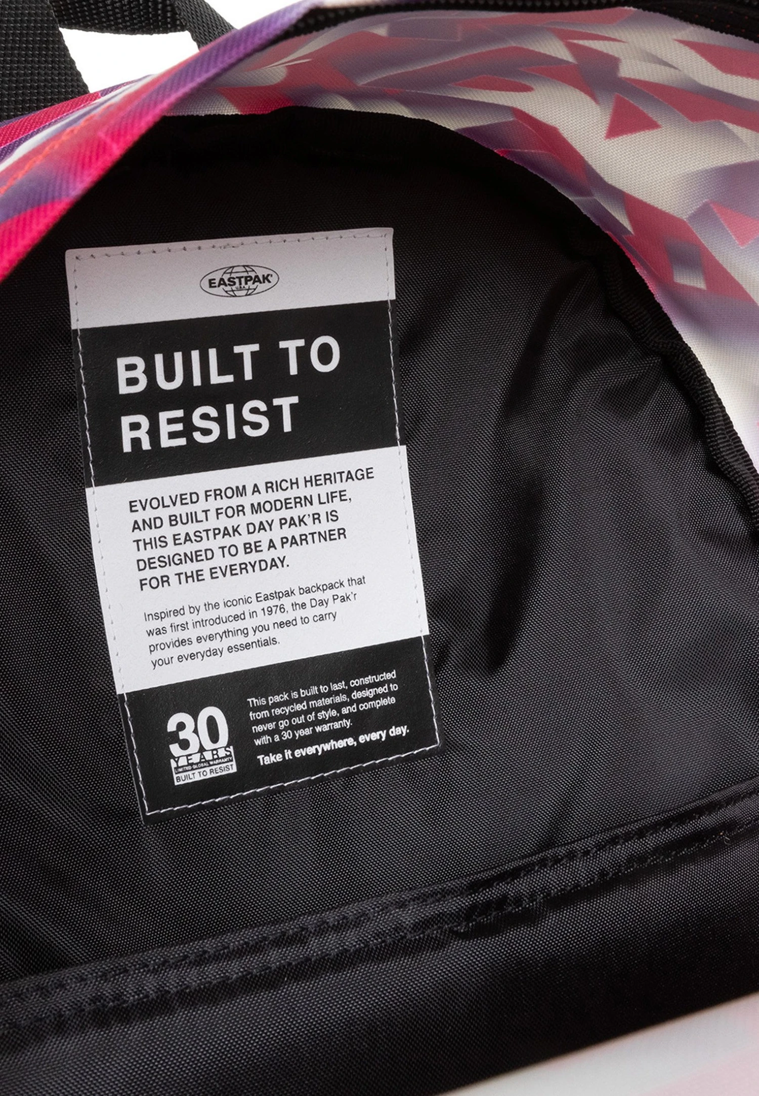 Eastpak Day Pak R - Rugzak - Blocktype Granate 5 Eastpak Day Pak R - Rugzak - Blocktype Granate - Afbeelding 3