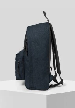 Eastpak Out Of Office - Rugzak - Triple Denim -Eastpak 800f730d585f4b3695ae33d11ac76187