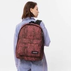 Eastpak Out Of Office Rugzak Accentimal Peach -Eastpak accentimal peach