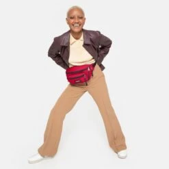 Eastpak Doggy Bag Heuptas Sailor Red 11 Eastpak Doggy Bag Heuptas Sailor Red -Eastpak doggy bag sailor red 5