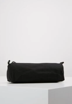 Eastpak Benchmark Single - Etui - Black -Eastpak e24e628f513a4ac4846822b4666b5929