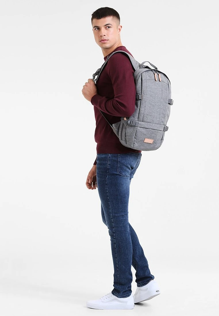 Eastpak Floid Core Series- Rugzak - Light Grey 3 Eastpak Floid Core Series- Rugzak - Light Grey