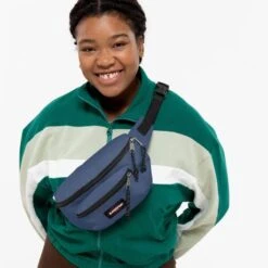 Eastpak Doggy Bag Heuptas Powder Pilot -Eastpak ek000073 u59 alt001 uc220573 mlow