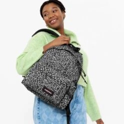 Eastpak Padded Pak'r Rugzak Eightimals Black 13 Eastpak Padded Pak'r Rugzak Eightimals Black -Eastpak ek000620 u99 alt001 uc220637 mlow