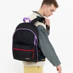 Eastpak Out Of Office Rugzak Kontrast Violet Red -Eastpak ek000767 u66 alt004 uc203340 mlow