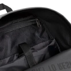 Eastpak Office Zippl'r Rugzak Bold Built To Resist Grey 12 Eastpak Office Zippl'r Rugzak Bold Built To Resist Grey -Eastpak ek0a5bbj 7d6 alt009 uc231191 mhigh