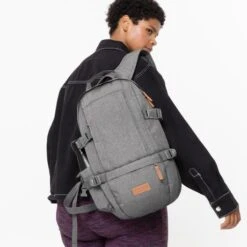 Eastpak Floid Rugzak CS Sunday Grey -Eastpak ek0a5bci 0b3 alt001 uc215770 mhigh