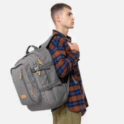 Eastpak Volker CS Rugzak Sunday Grey -Eastpak ek0a5bew 0b3 alt004 uc215548 mhigh