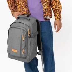 Eastpak Smallker CS Rugzak Sunday Grey -Eastpak ek0a5bex 0b3 alt004 uc215579 mhigh