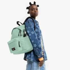 Eastpak Day Pak'r Rugzak Calm Green -Eastpak ek0a5bg4 5d7 alt001 uc250629 mhigh