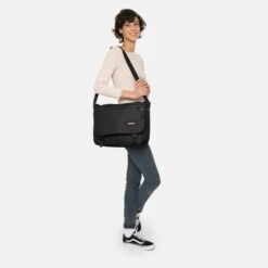 Eastpak Delegate + Schoudertas Black -Eastpak ek26e0083