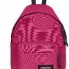 Eastpak Day Pak'R S - Rugzak - Lush Granate 2 Eastpak Day Pak'R S - Rugzak - Lush Granate -Eastpak fc0913eac9a1432ba9a7f646f42b4961